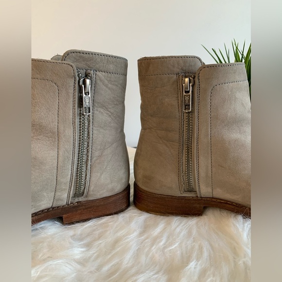 Frye Natalie Double Zipper Grey Boots - Size EU 36 - Picture 4 of 11